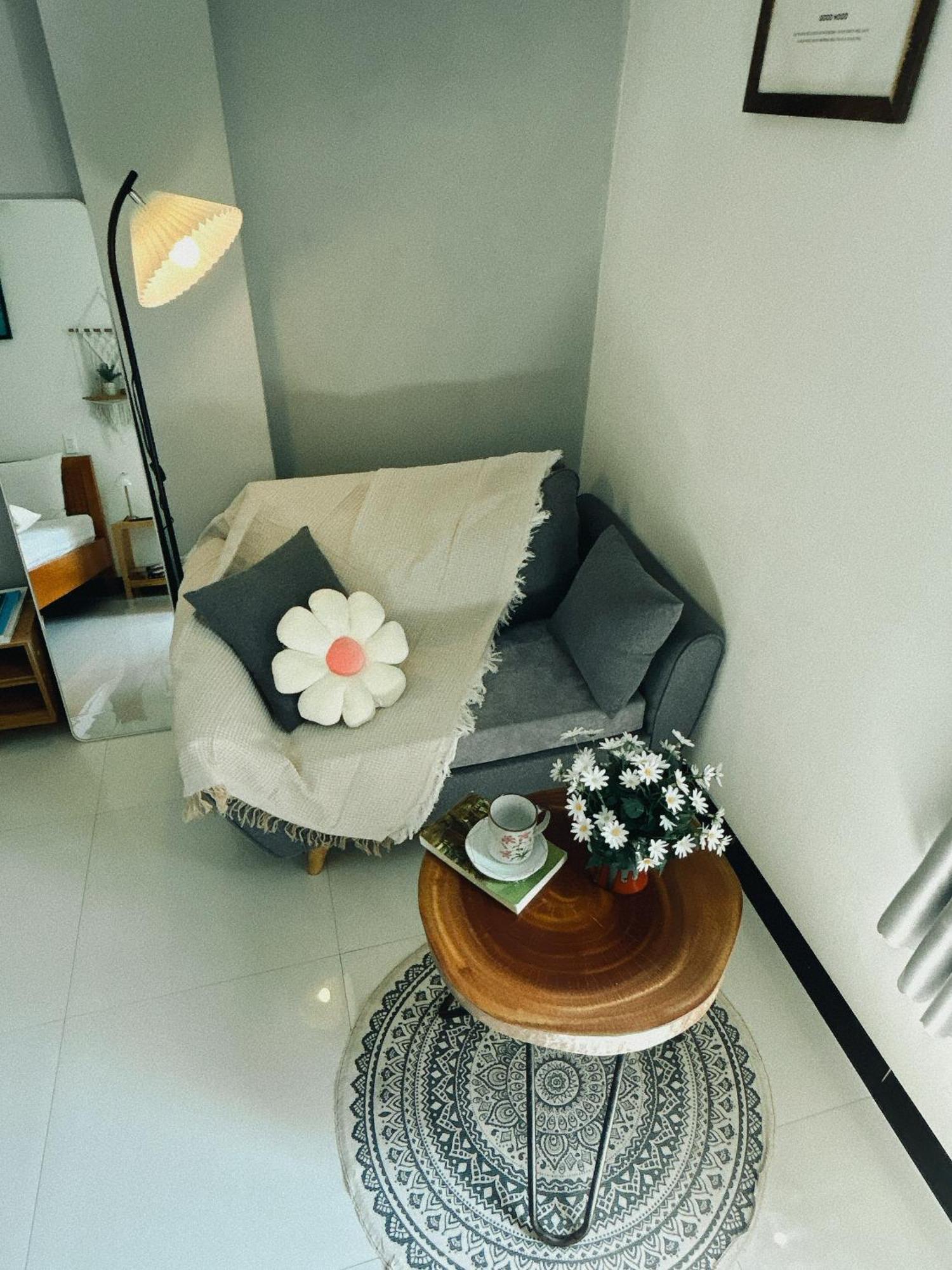 Nang Homestay Туихоа Экстерьер фото
