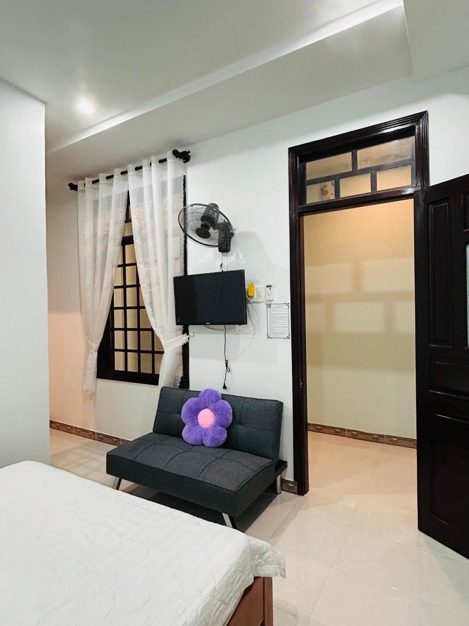 Nang Homestay Туихоа Экстерьер фото